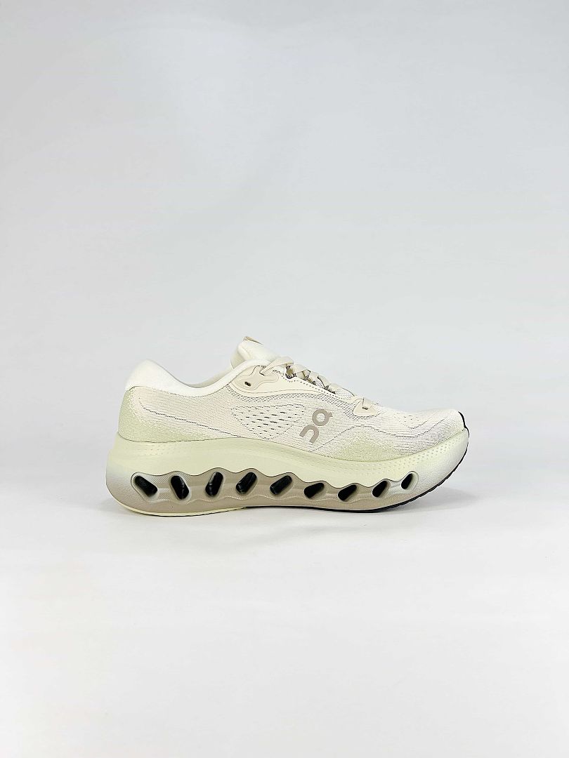 On Cloudtilt Cream White Beige Lifestyle Sneakers