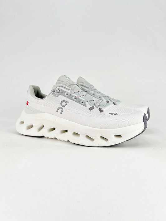 On Cloudtilt Moon White Grey Lifestyle Sneakers 3ME10103740
