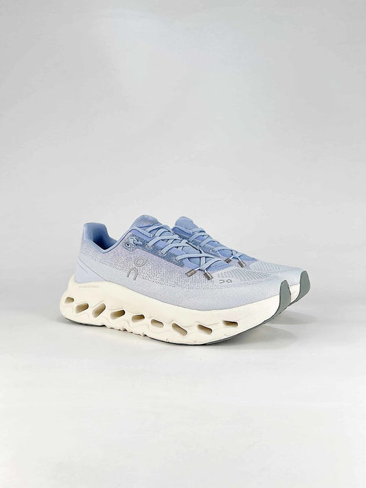 On Cloudtilt Light Blue Grey Cream Lifestyle Sneakers