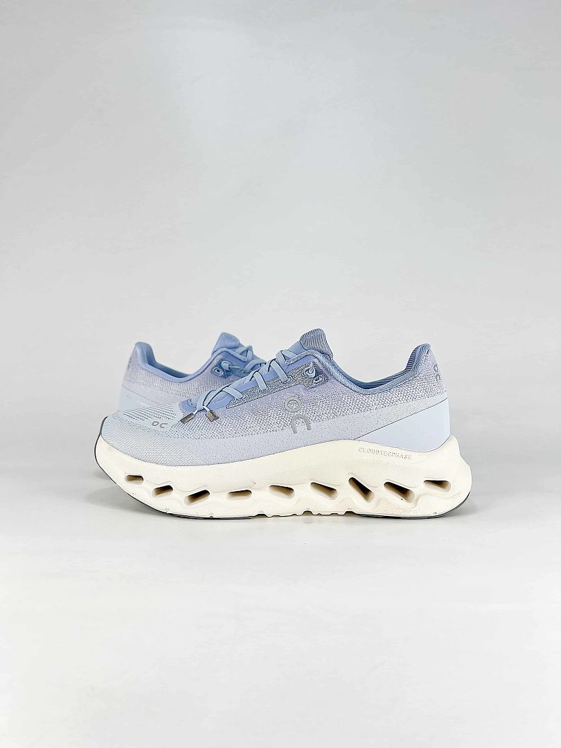 On Cloudtilt Light Blue Grey Cream Lifestyle Sneakers