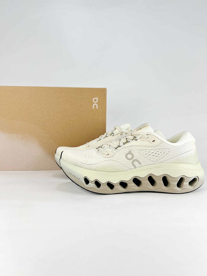 On Cloudtilt Cream White Beige Lifestyle Sneakers