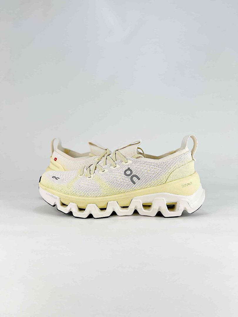 On Cloud White Cream Yellow Low Top Sneakers Women Men 3MG30095216