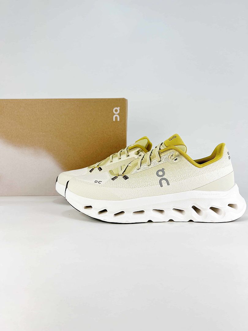 On Cloudtilt Cream Lime Low Top Chunky Sneakers 3ME10104303