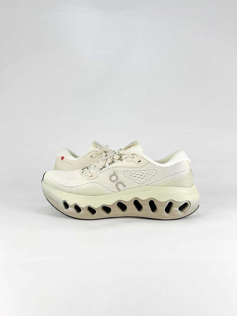 On Cloudtilt Cream White Beige Lifestyle Sneakers