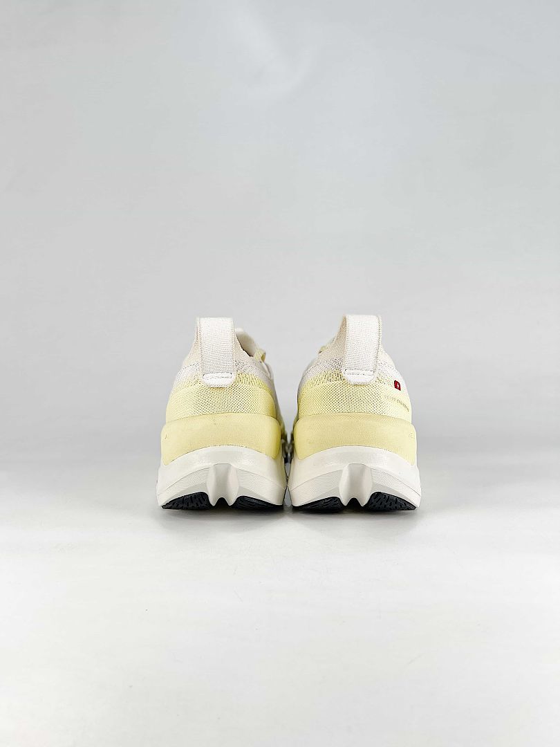 On Cloud White Cream Yellow Low Top Sneakers Women Men 3MG30095216