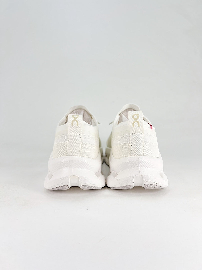 On Cloudtilt Moon White Low Top Sneakers Everyday Casual Shoes