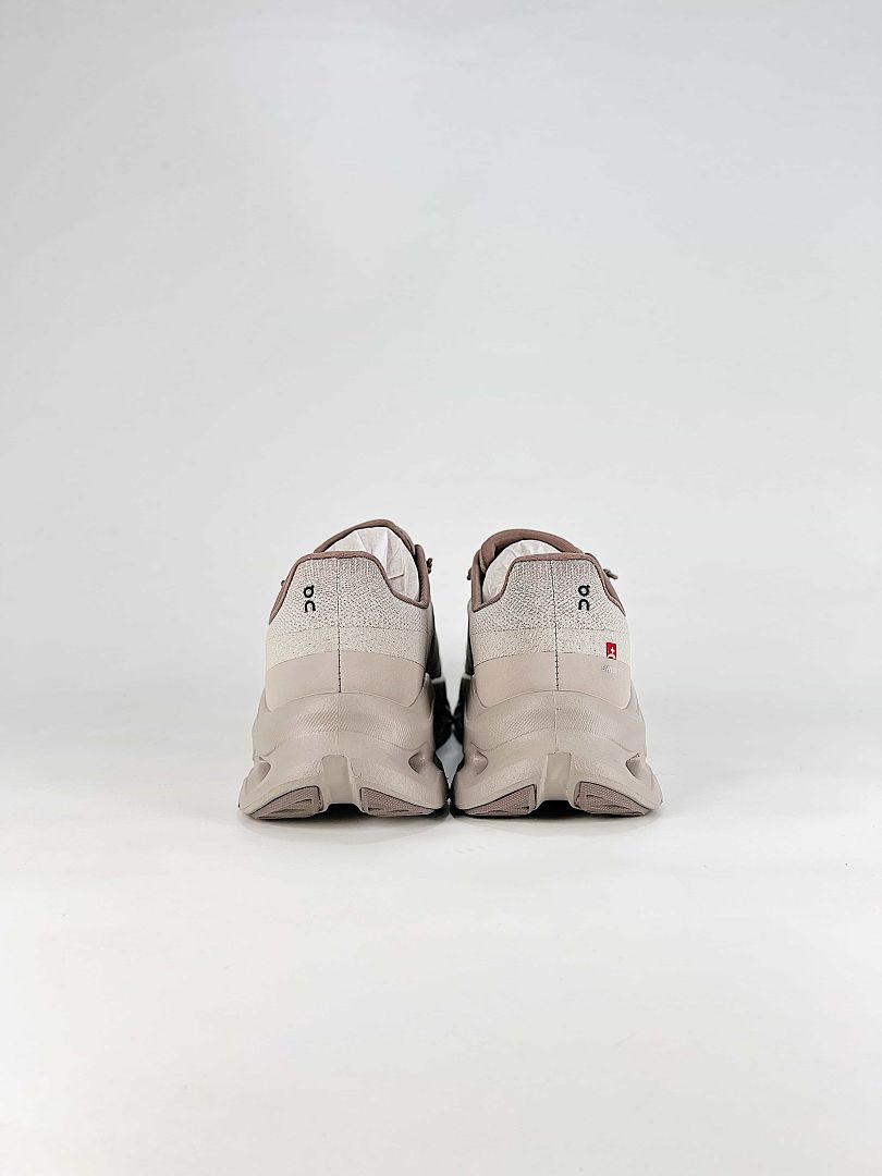 On Cloudtilt Ivory Taupe Lifestyle Sneakers