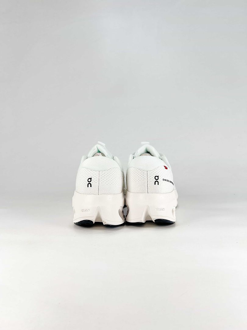 On Cloudtilt White Black Cream Lifestyle Sneakers