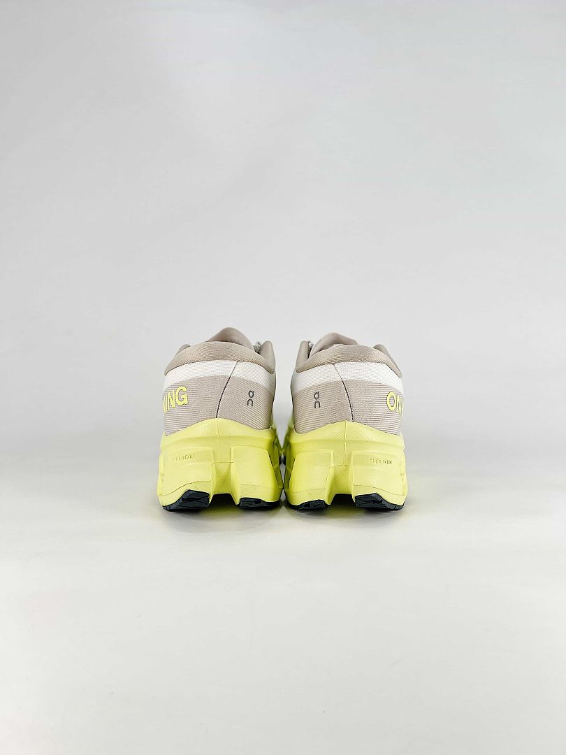 On Cloudsurfer 3 White Yellow Sneakers 3MG10053078