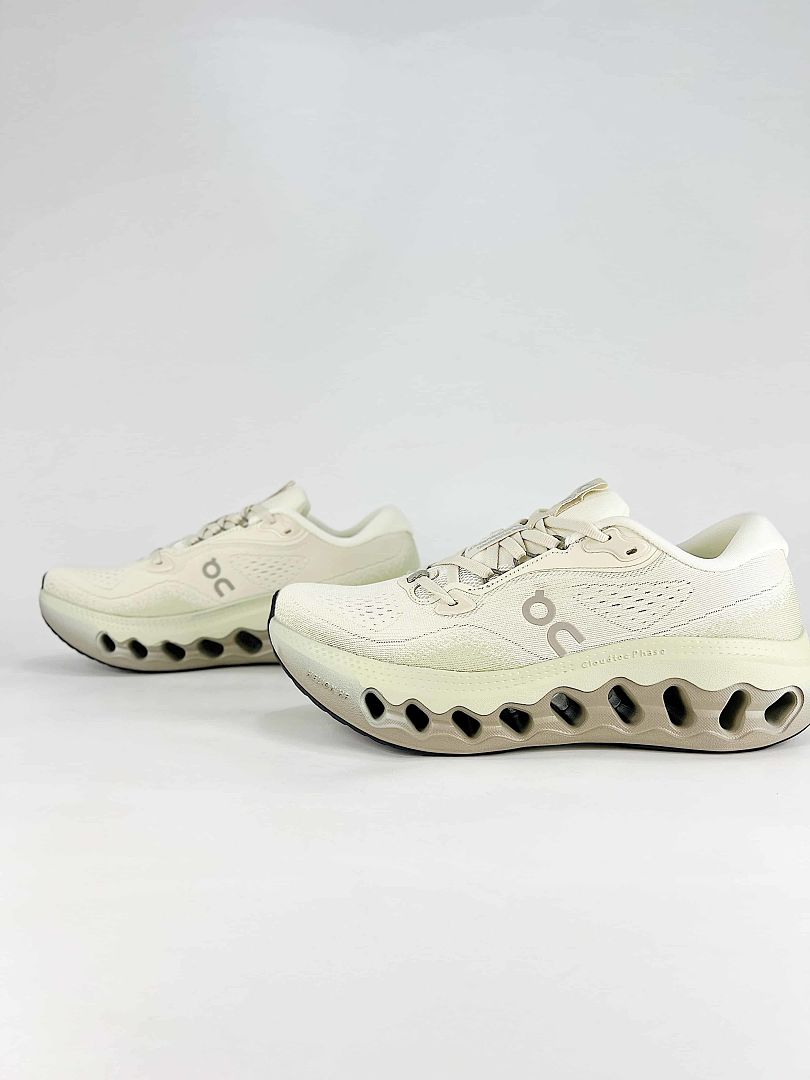 On Cloudtilt Cream White Beige Lifestyle Sneakers