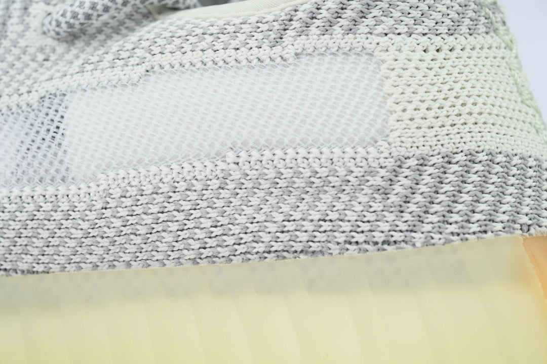 adidas Yeezy Boost 350 V2 Yeshaya Grey White Lifestyle Sneakers FX4348