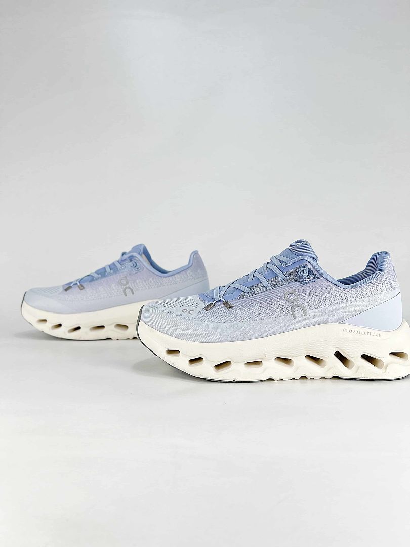 On Cloudtilt Light Blue Grey Cream Lifestyle Sneakers