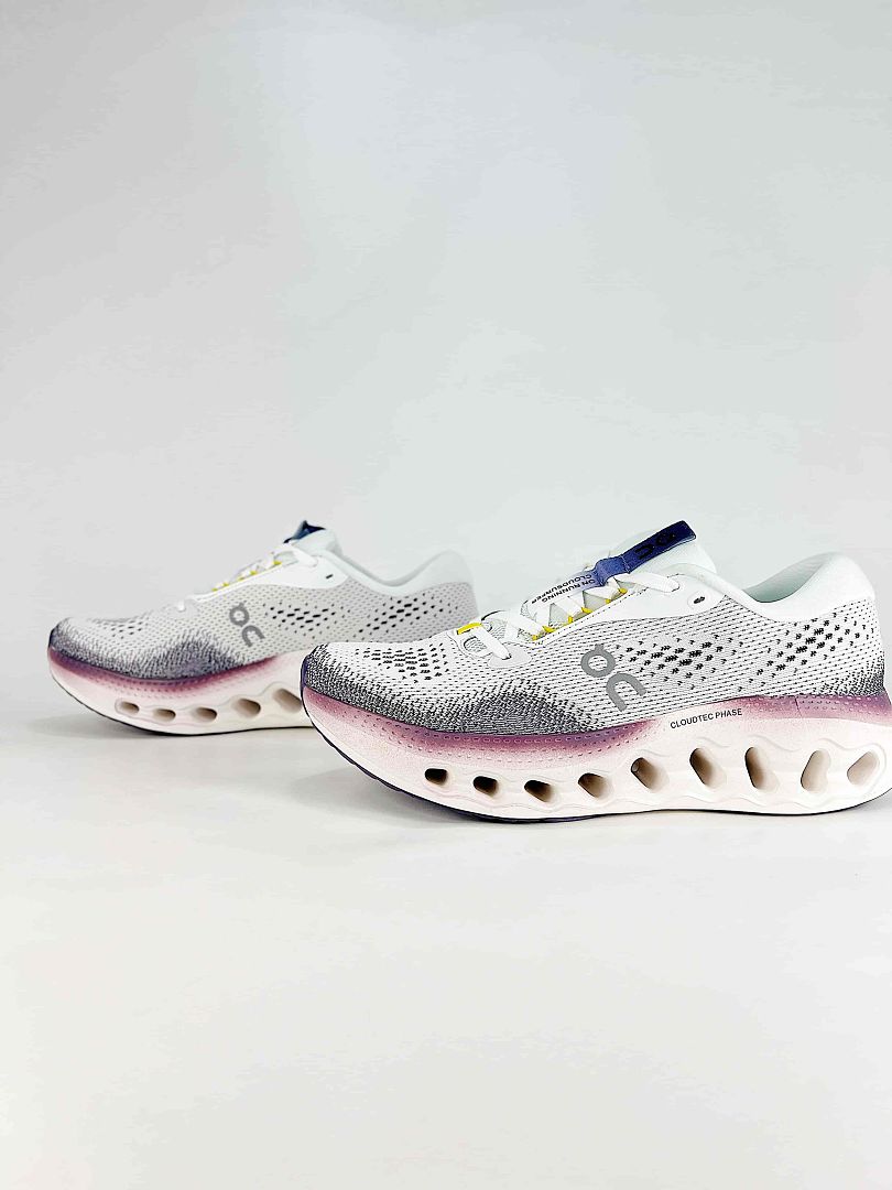 On White Black Purple Low Top Lifestyle Sneakers