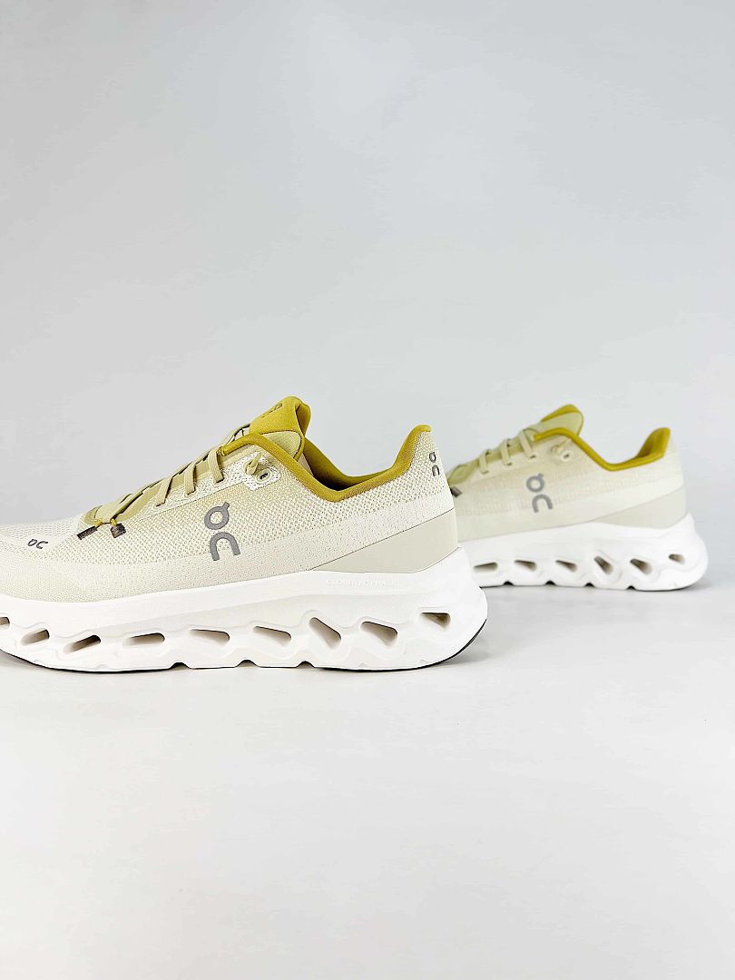 On Cloudtilt Cream Lime Low Top Chunky Sneakers 3ME10104303