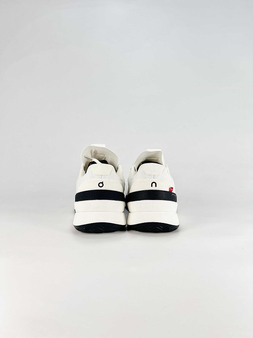 On THE ROGER Pro 2 White Black Grey Tennis Sneakers M929282X153221