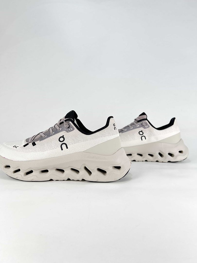 On Cloudtilt White Grey Black Everyday Lifestyle Sneakers 3ME10103284
