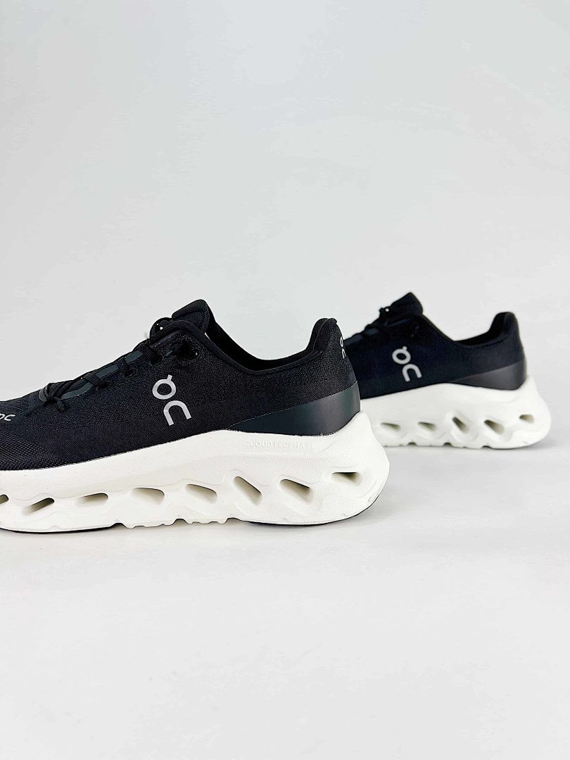 On Cloudtilt Moon Black Cream Sneakers Low Top Lifestyle Shoes 3MF30670664