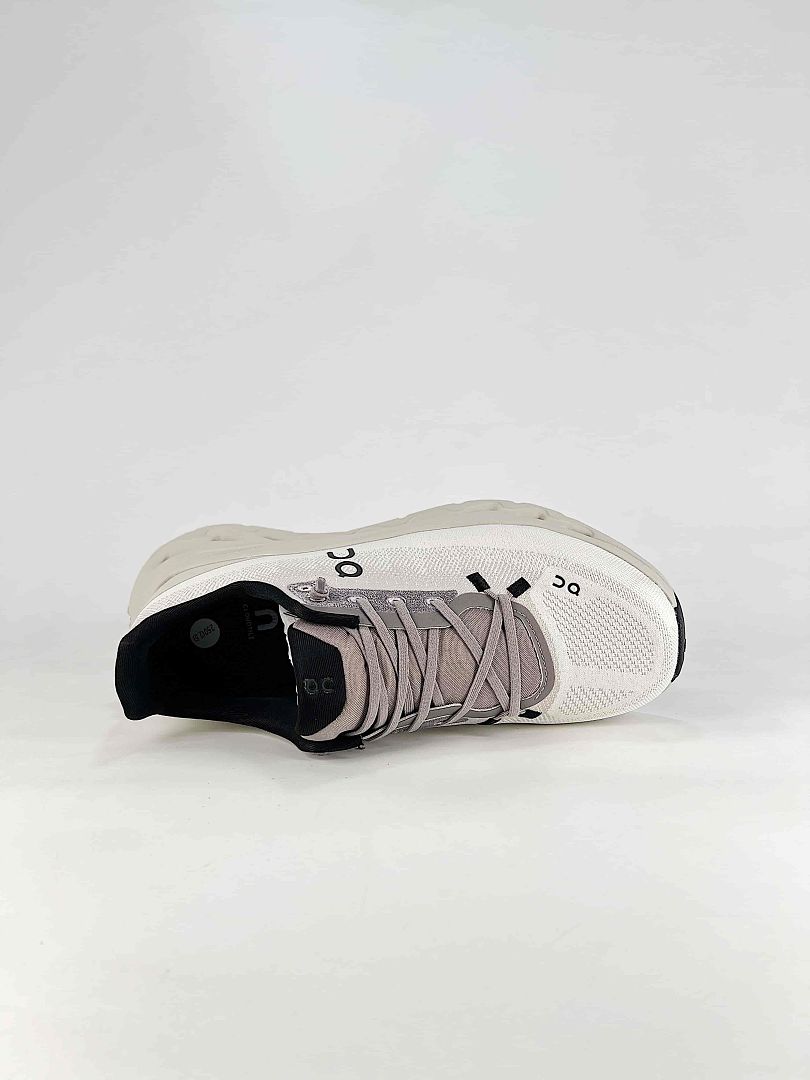 On Cloudtilt White Grey Black Everyday Lifestyle Sneakers 3ME10103284