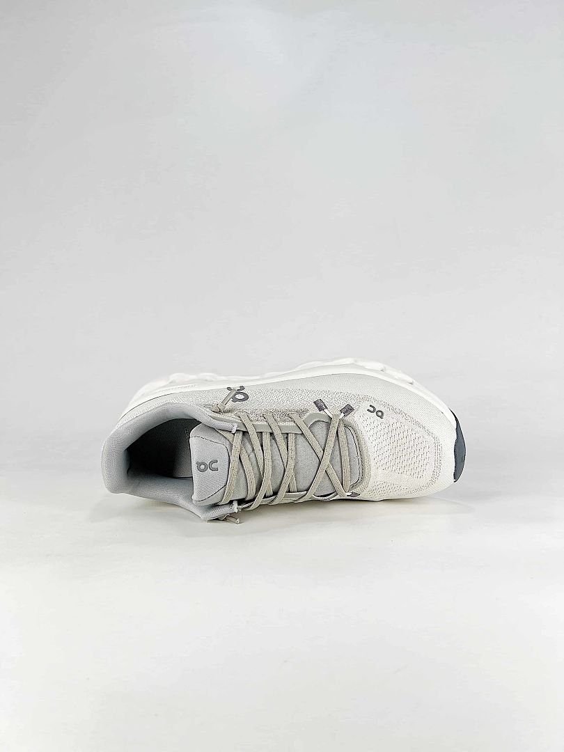 On Cloudtilt Light Grey White Lifestyle Sneakers 3WE10053740