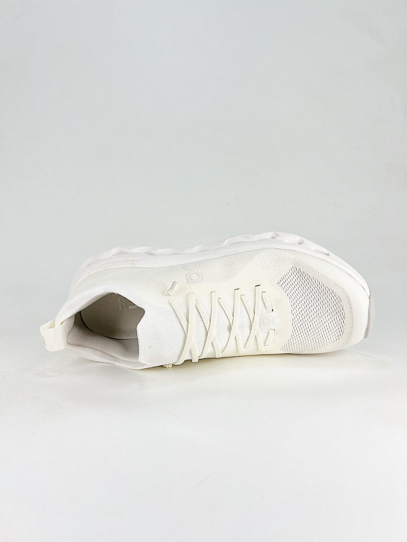 On Cloudtilt Moon White Low Top Sneakers Everyday Casual Shoes