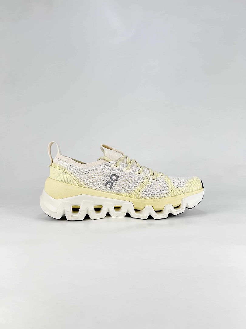 On Cloud White Cream Yellow Low Top Sneakers Women Men 3MG30095216