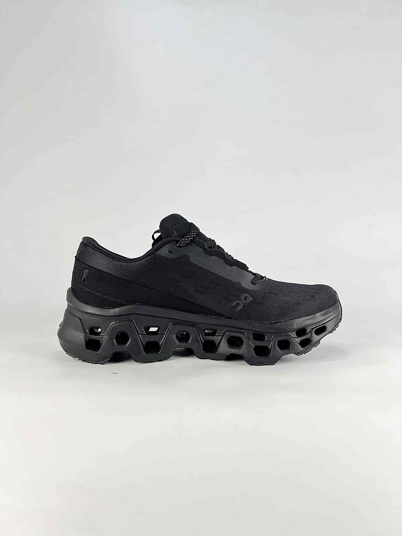 On Cloudsurfer 3 Triple Black Running Style Sneakers 3MG10051043