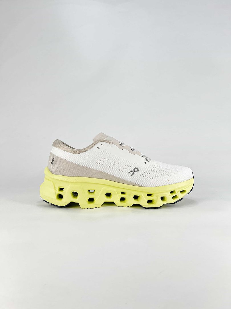 On Cloudsurfer 3 White Yellow Sneakers 3MG10053078